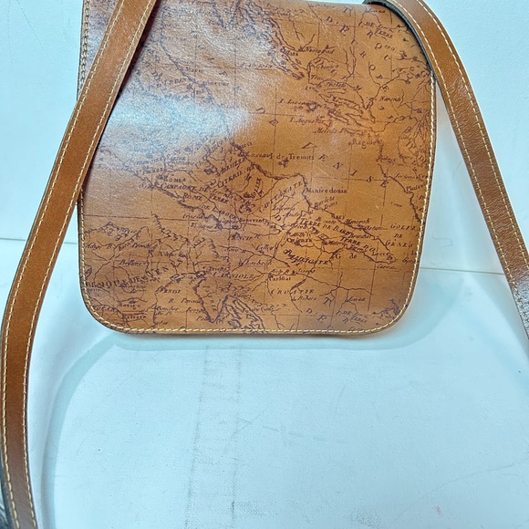 Patricia Nash Handbag - Picture 2 of 11